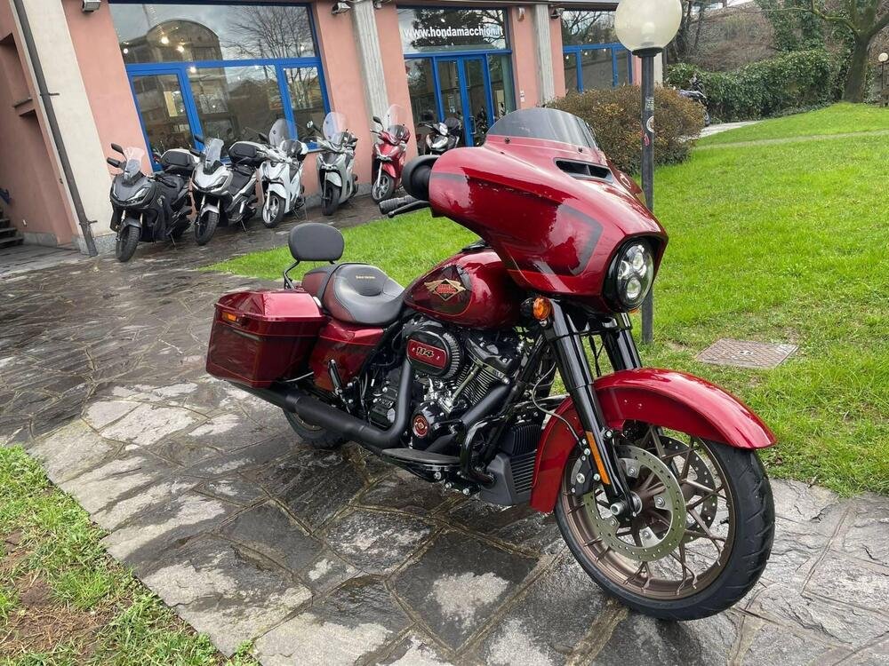 Harley-Davidson Street Glide Special Anniversary (2023) (3)