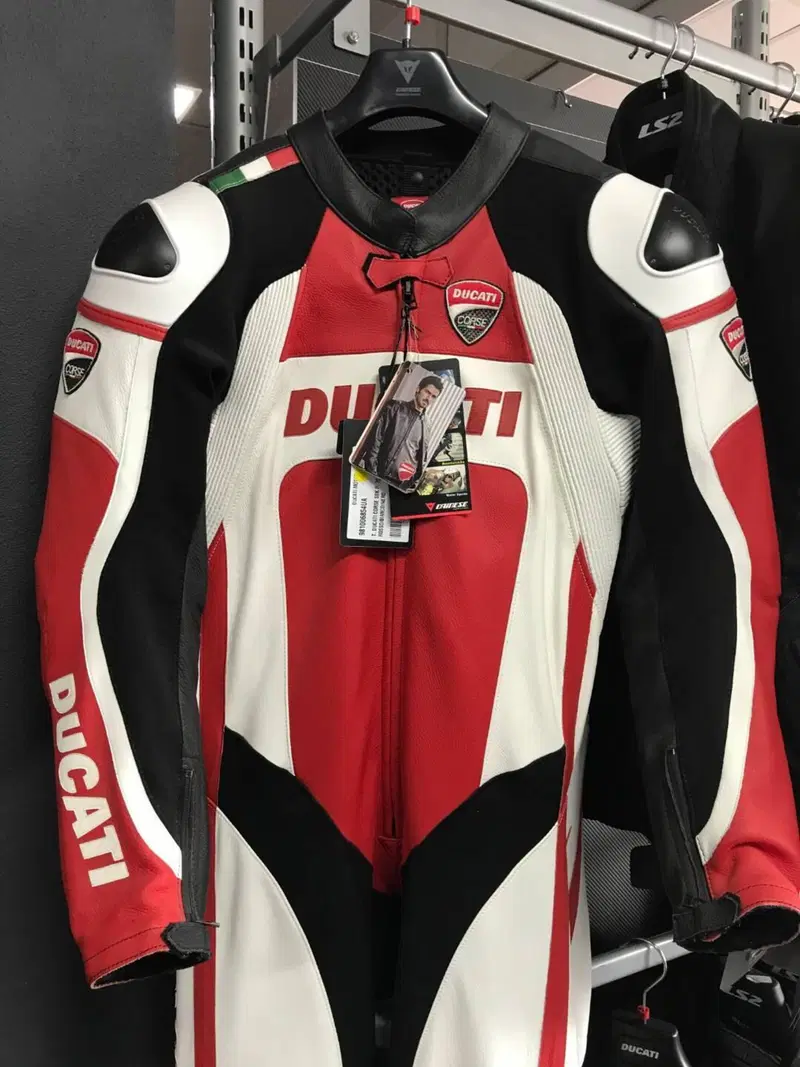TUTA PELLE DUCATI CORSE SBK P.20