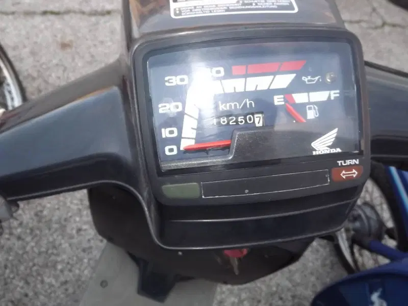 Honda SH 50 New (1996 - 99) (4)