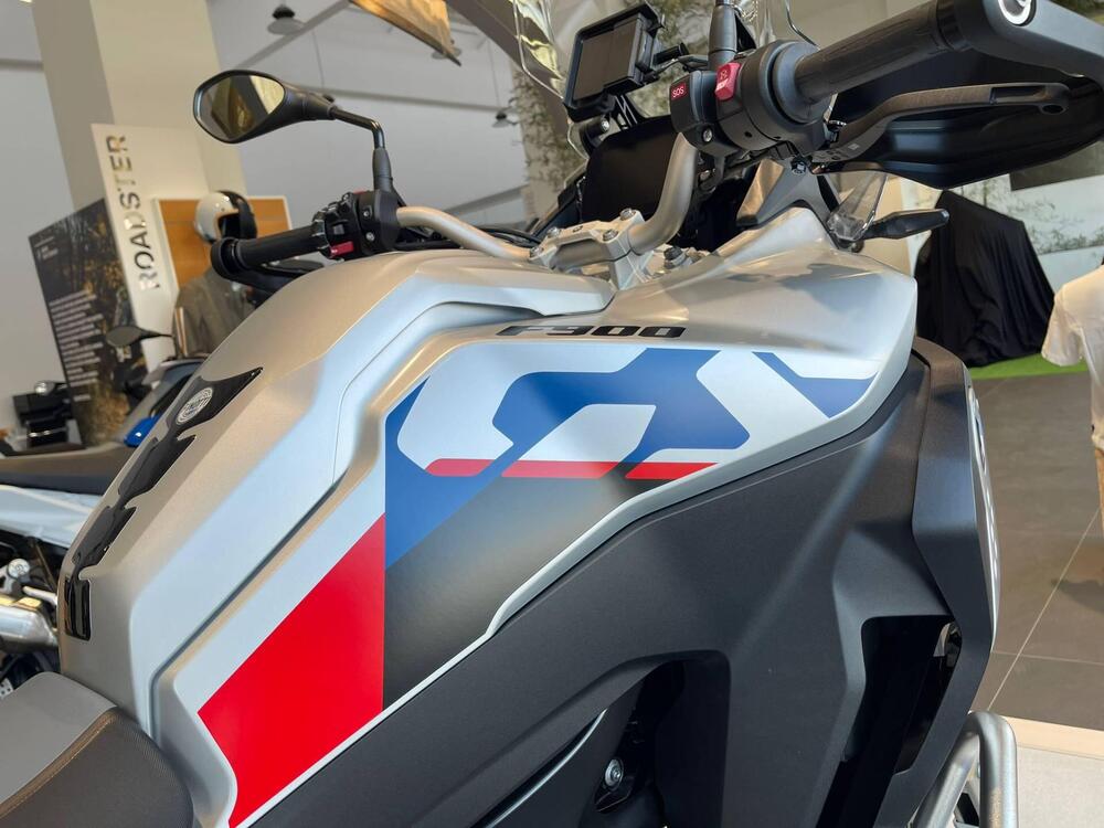 Bmw F 900 GS Adventure (2024) (4)