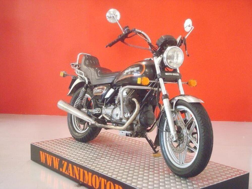 Moto Guzzi V 35 C (2)