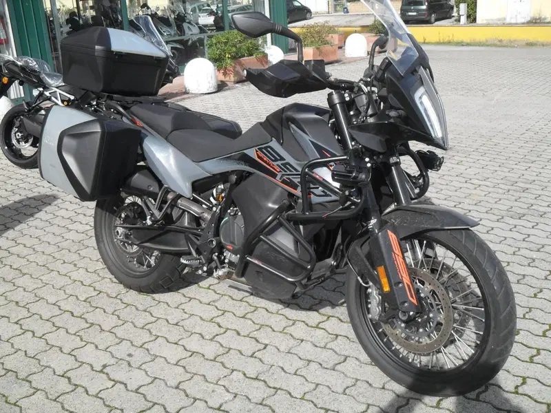 KTM 890 Adventure (2022)