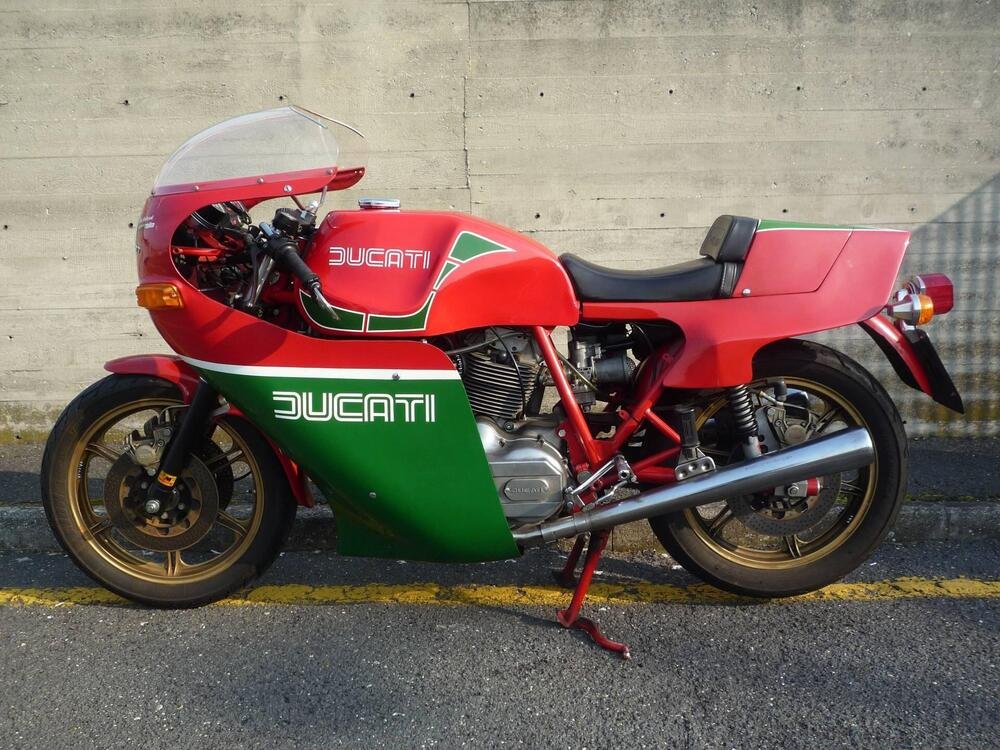Ducati Mike Hailwood Replica (2)