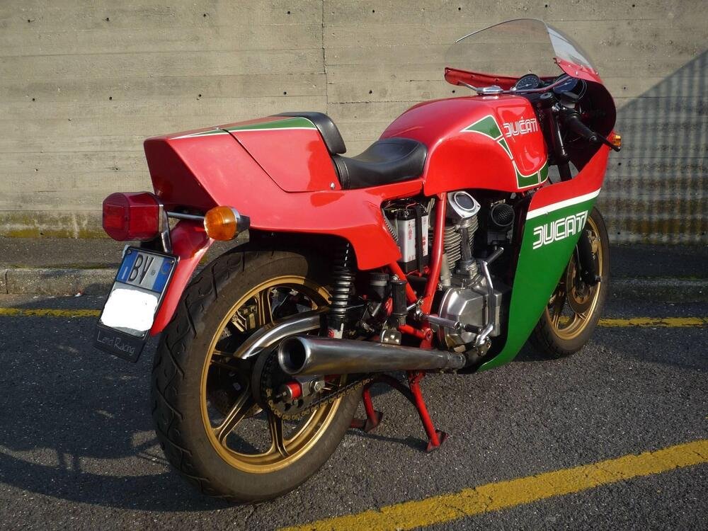 Ducati Mike Hailwood Replica (5)