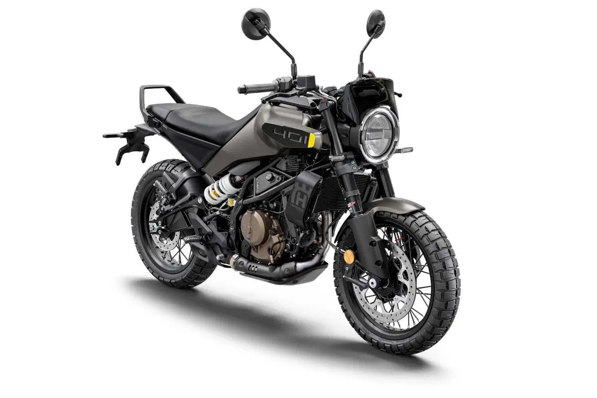 Husqvarna Vitpilen 401 e Svartpilen 410 TEST (8)
