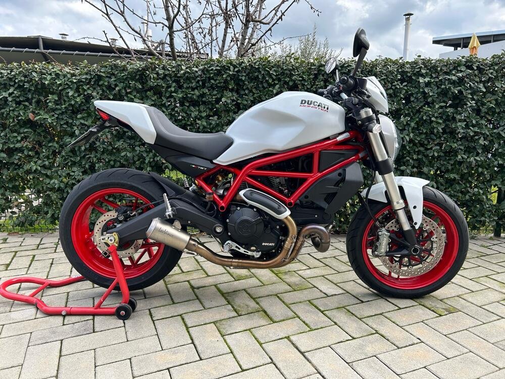 Ducati Monster 797 Plus (2019)