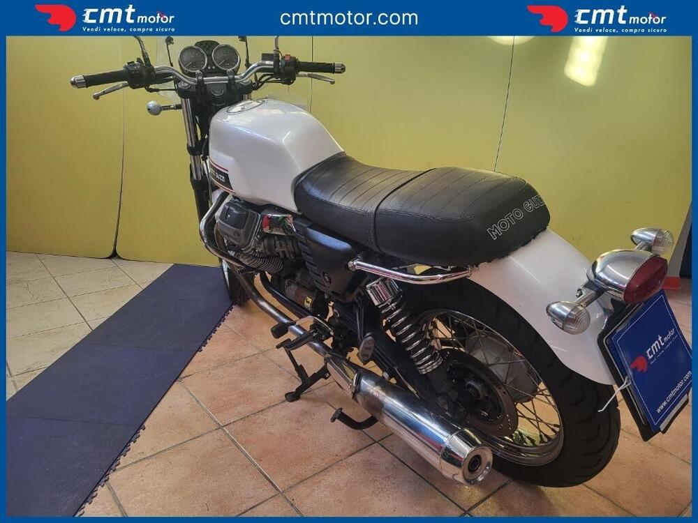 Moto Guzzi V7 Classic (2008 - 12) (2)