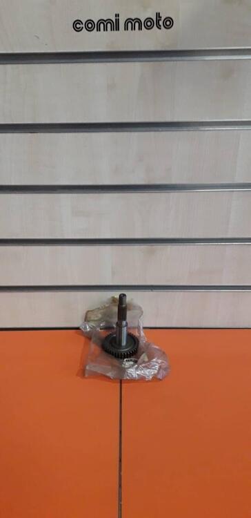 Albero trasmissione secondario Yamaha 1NTE74200000 (2)