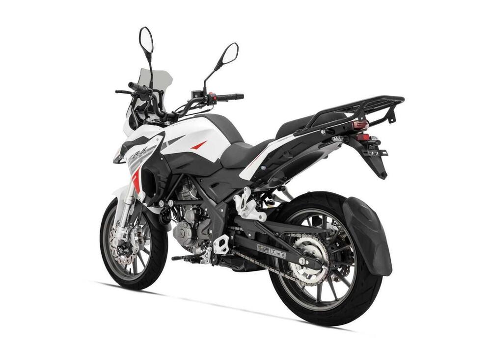 Benelli TRK 251 (2022 - 24) (4)