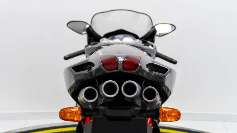 MV Agusta F4 1000 Senna (2006 - 07) (17)