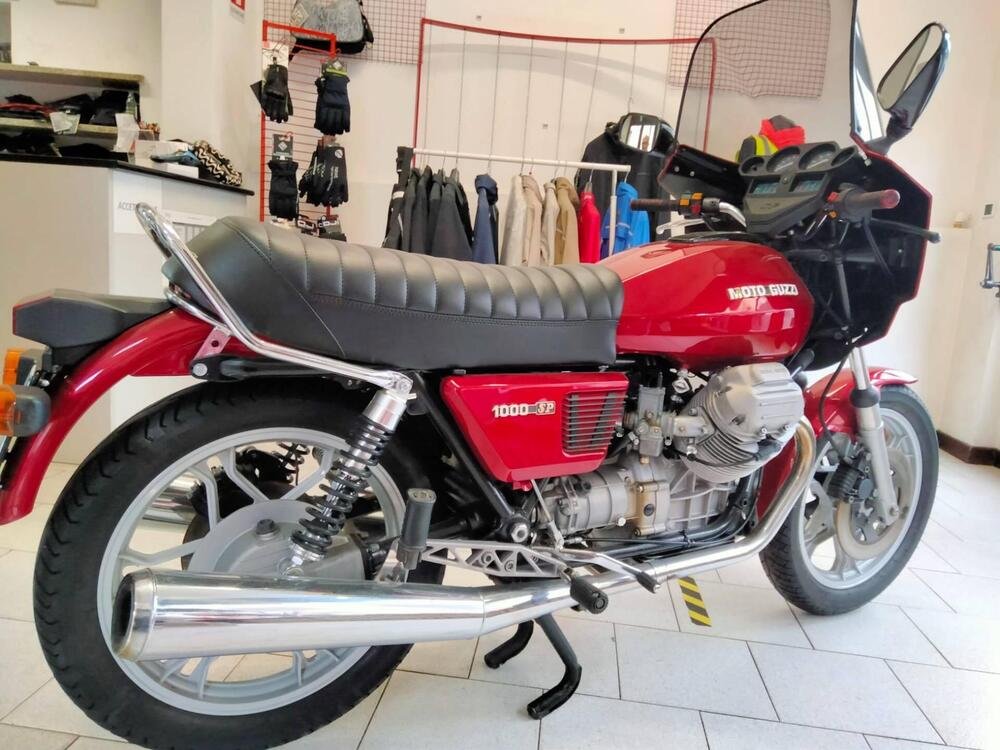 Moto Guzzi 1000 SP (4)