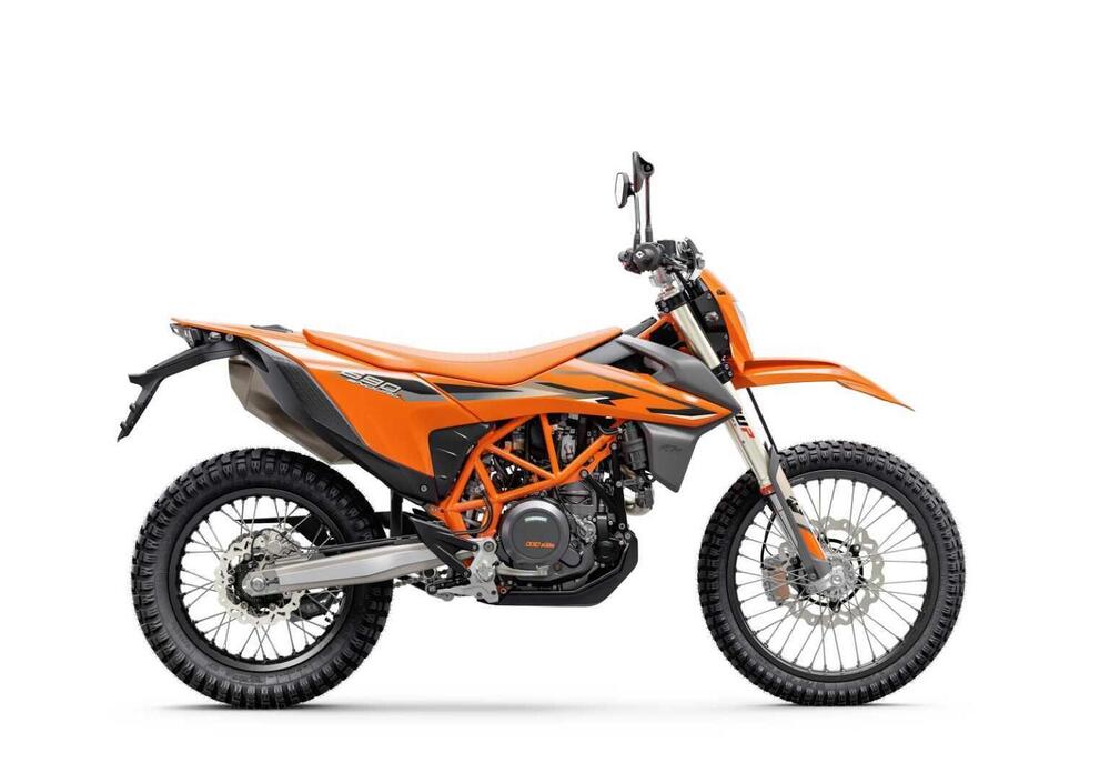 KTM 690 Enduro R (2022 - 24) (2)