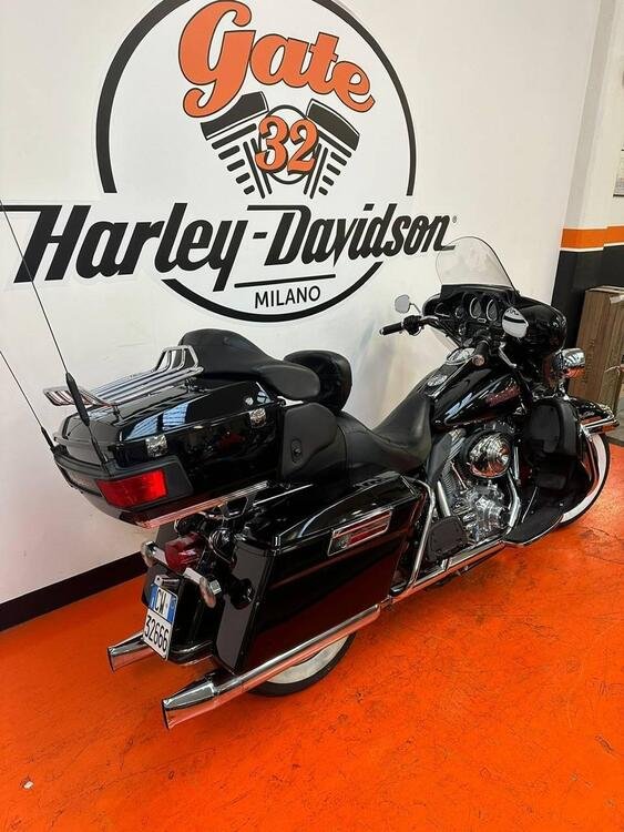Harley-Davidson 1450 Electra Glide Standard (1999 - 05) - FLHTI (2)