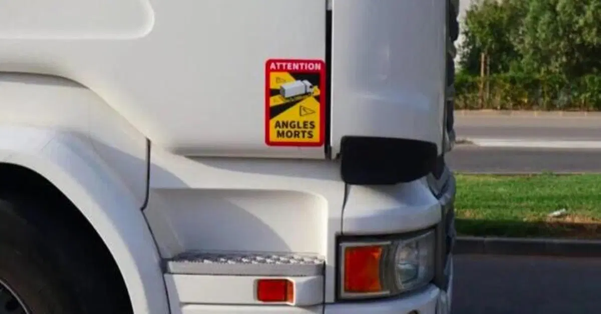 Milano. Sensori dell'angolo cieco sui camion: s&igrave; o no? Arriva la risposta