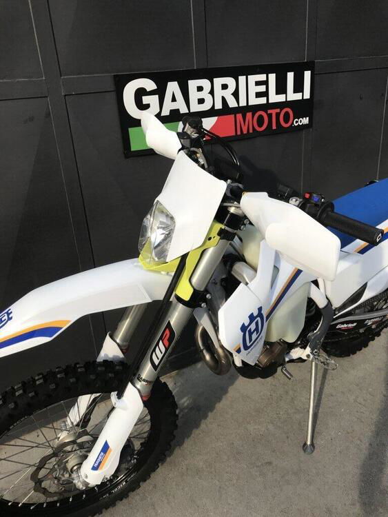 Husqvarna FE 450 Heritage (2023) (2)