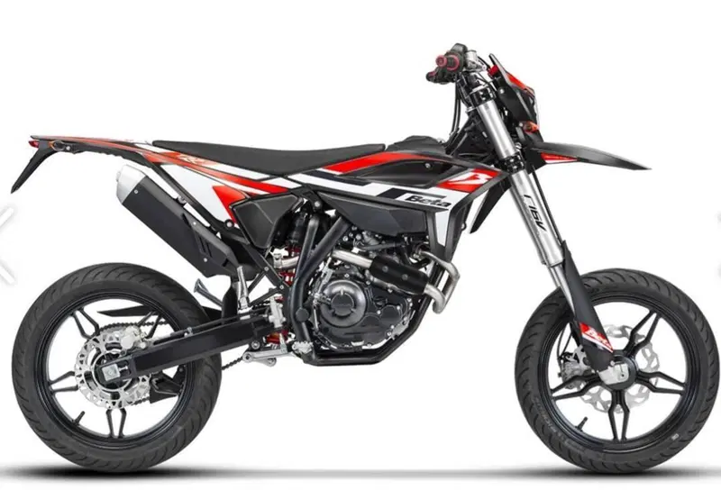 Betamotor RR 125 4T Motard T (2023 - 24) (2)