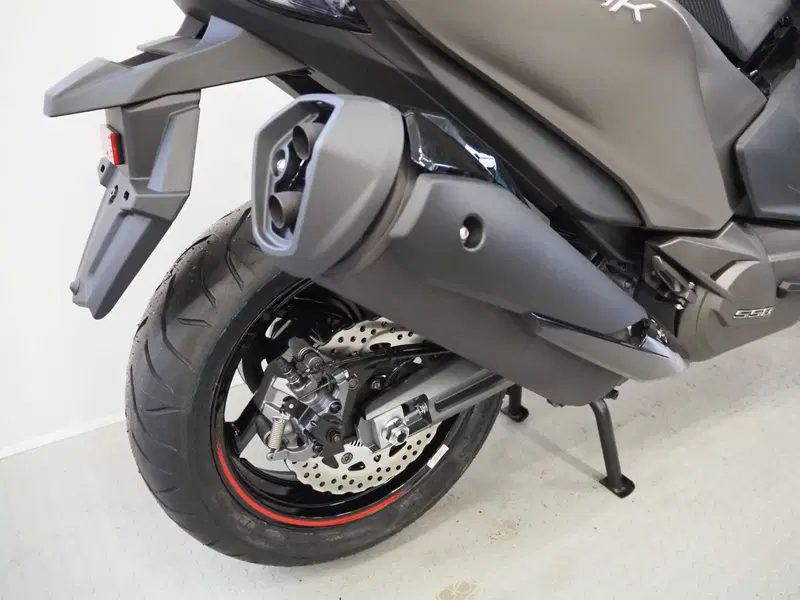 Kymco AK 550 Premium (2023 - 25) (3)