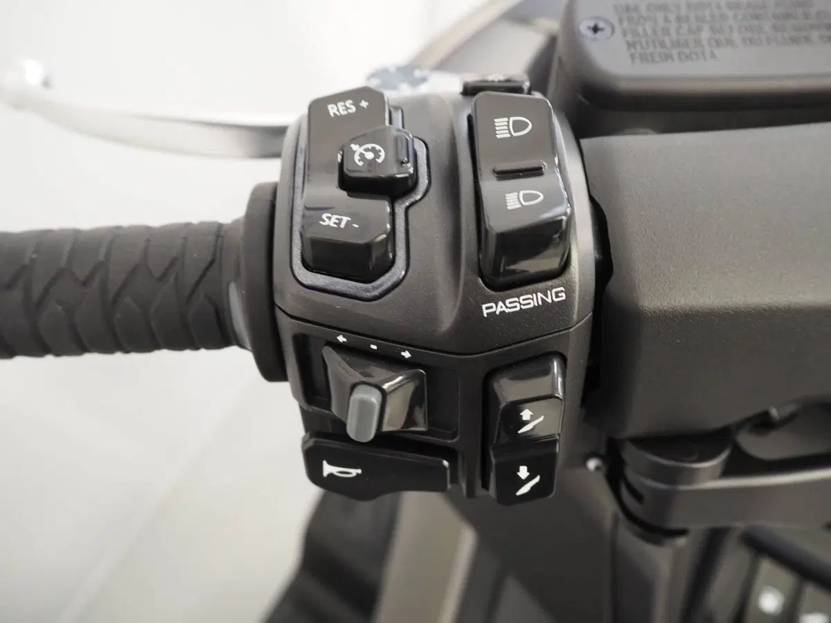 Kymco AK 550 Premium (2023 - 25) (5)