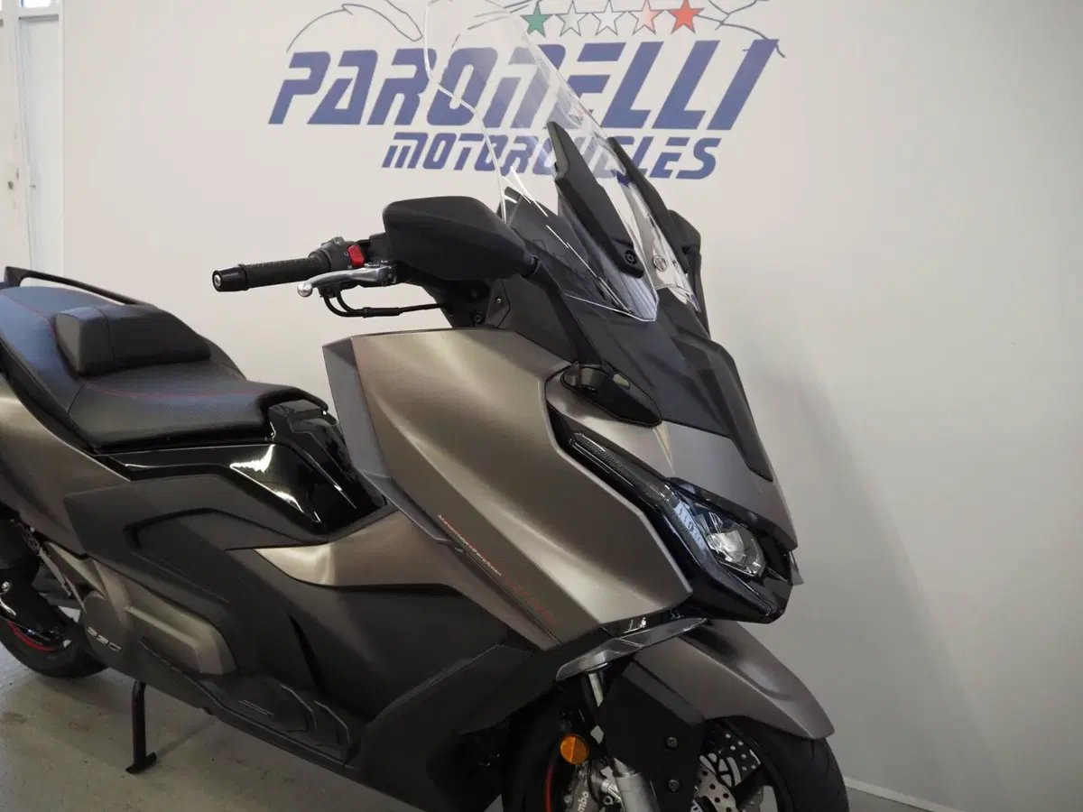 Kymco AK 550 Premium (2023 - 25) (7)