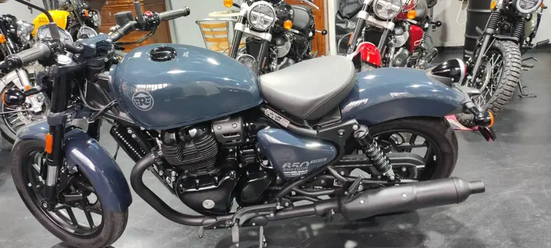 Royal Enfield Shotgun 650 (2024 - 26) (11)