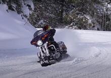 Sulla neve con una Harley-Davidson Street Glide? Si può fare! [VIDEO]