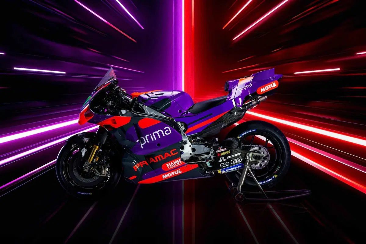 MotoGP 2024. Ecco le livree delle nuove Pramac di Jorge Martin e Franco Morbidelli! È sparito il bianco! [VIDEO e GALLERY] (16)