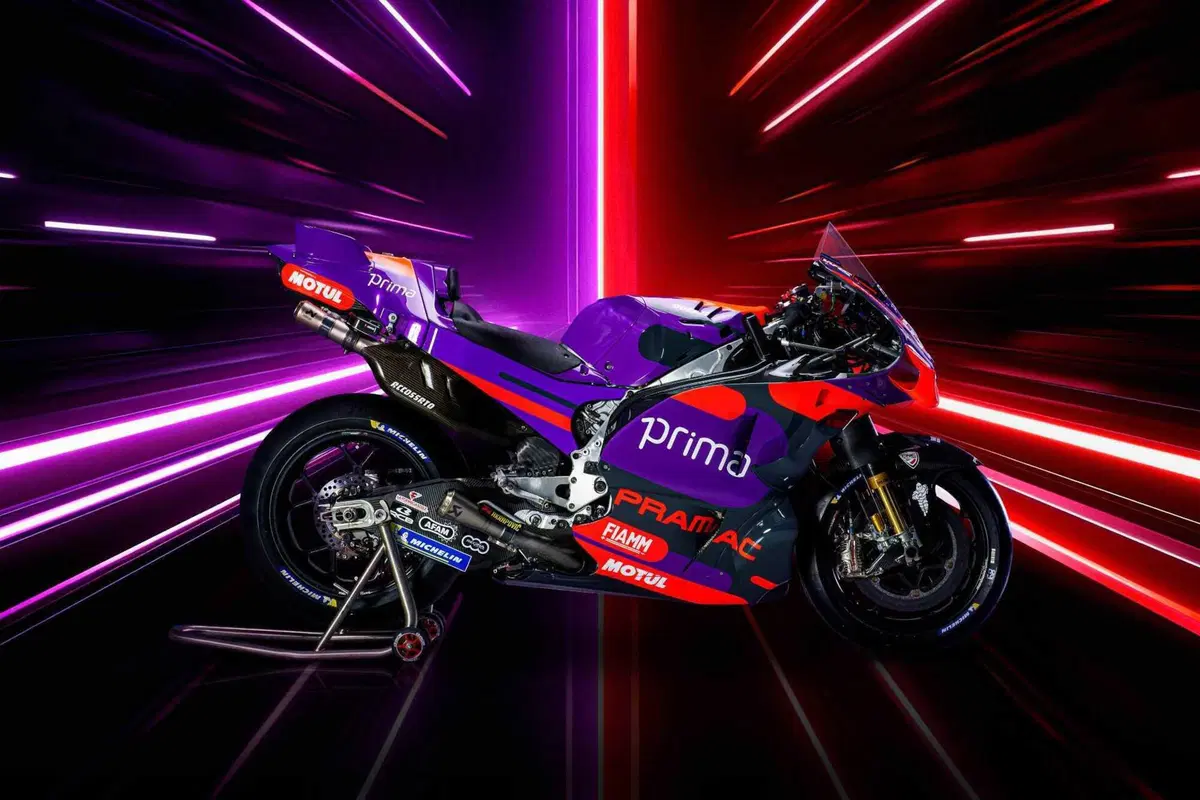 MotoGP 2024. Ecco le livree delle nuove Pramac di Jorge Martin e Franco Morbidelli! È sparito il bianco! [VIDEO e GALLERY] (20)
