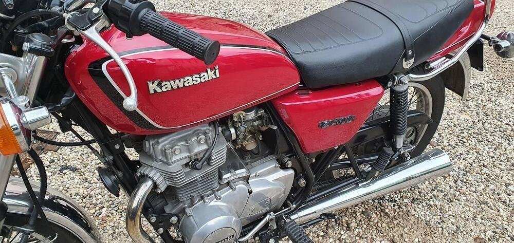 Kawasaki Z 400 (3)