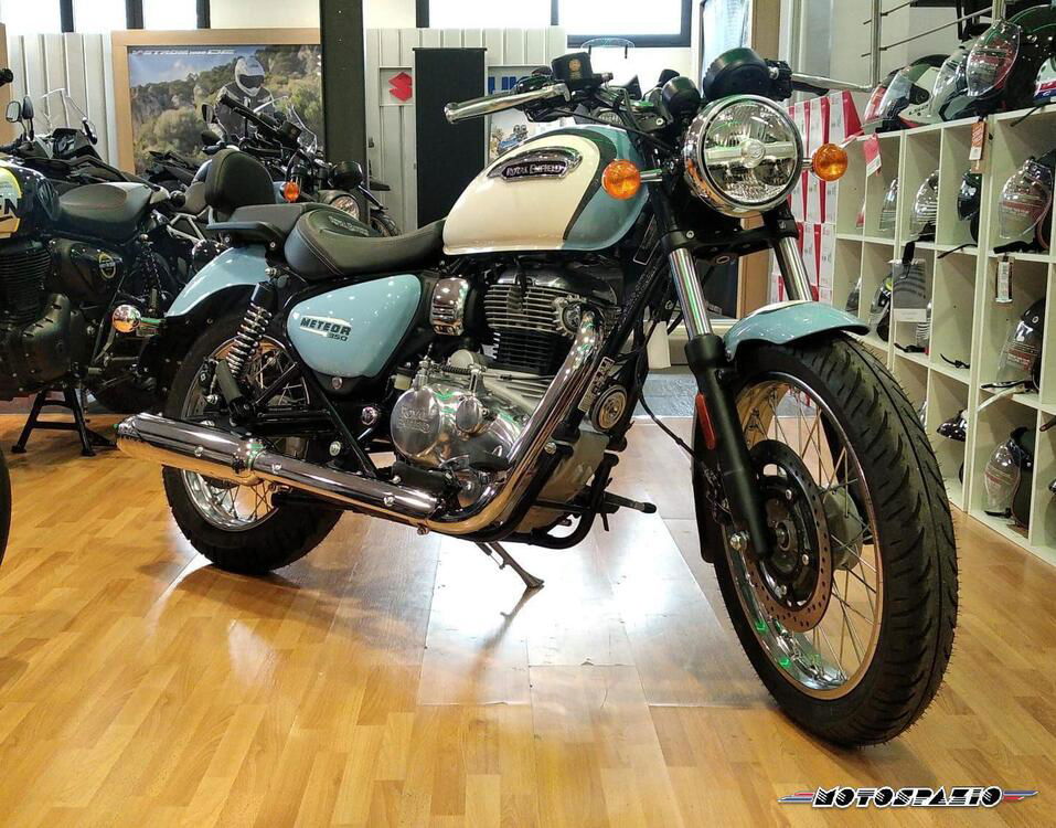 Royal Enfield Meteor 350 Aurora (2024) (4)