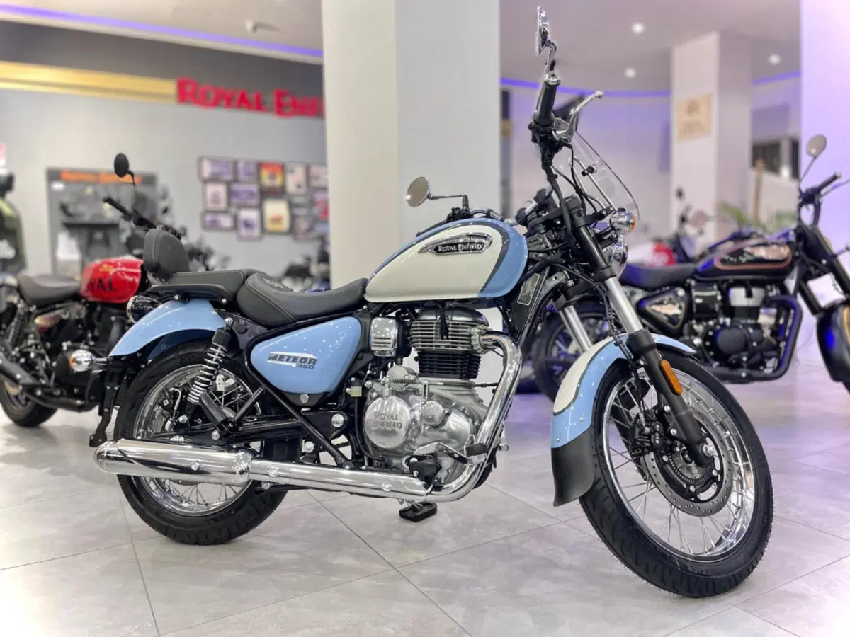 Royal Enfield Meteor 350 Aurora (2024 - 26)