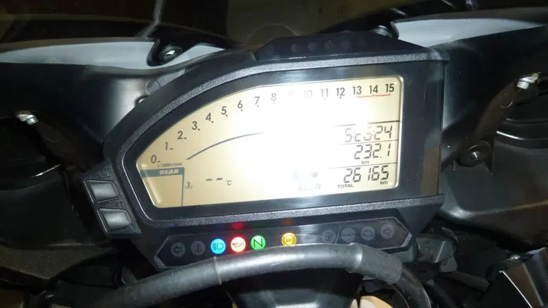 Honda CBR 1000 RR Fireblade eC ABS (2012 - 15) (10)