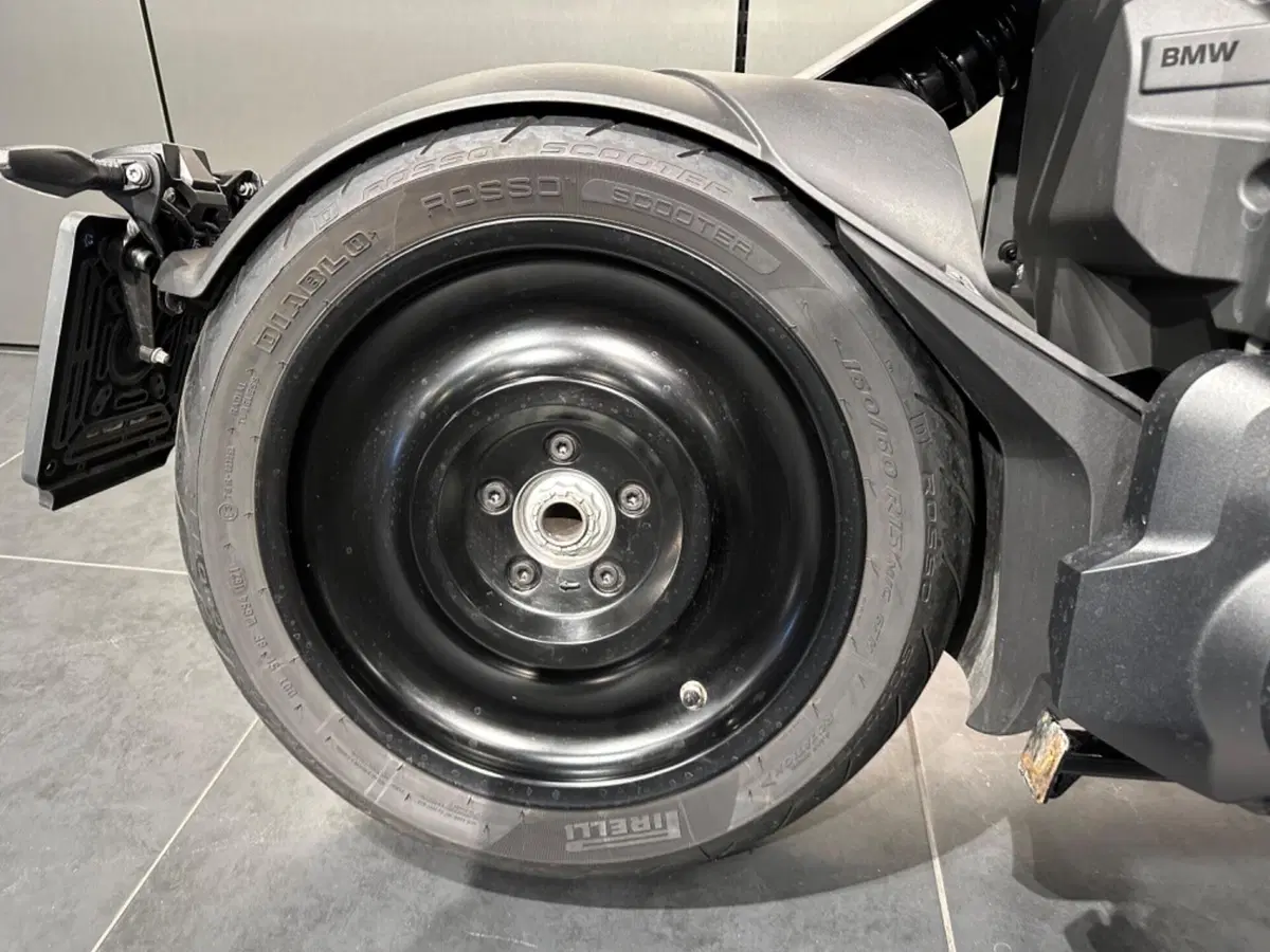 Bmw CE 04 (2021 - 25) (10)