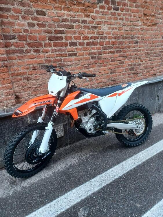 KTM SX 250 F (2019) (2)