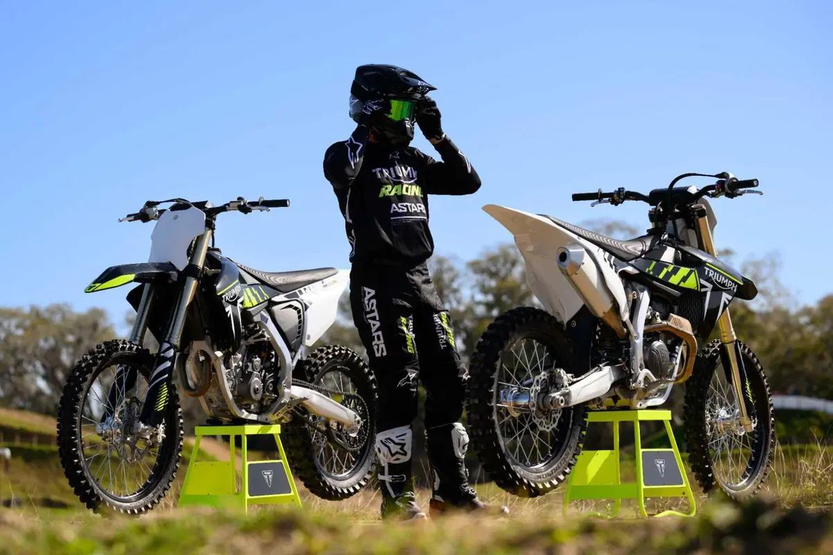 Triumph TF 250-X TEST: come va la nuova moto da cross inglese. Pro e contro [VIDEO E GALLERY] (17)