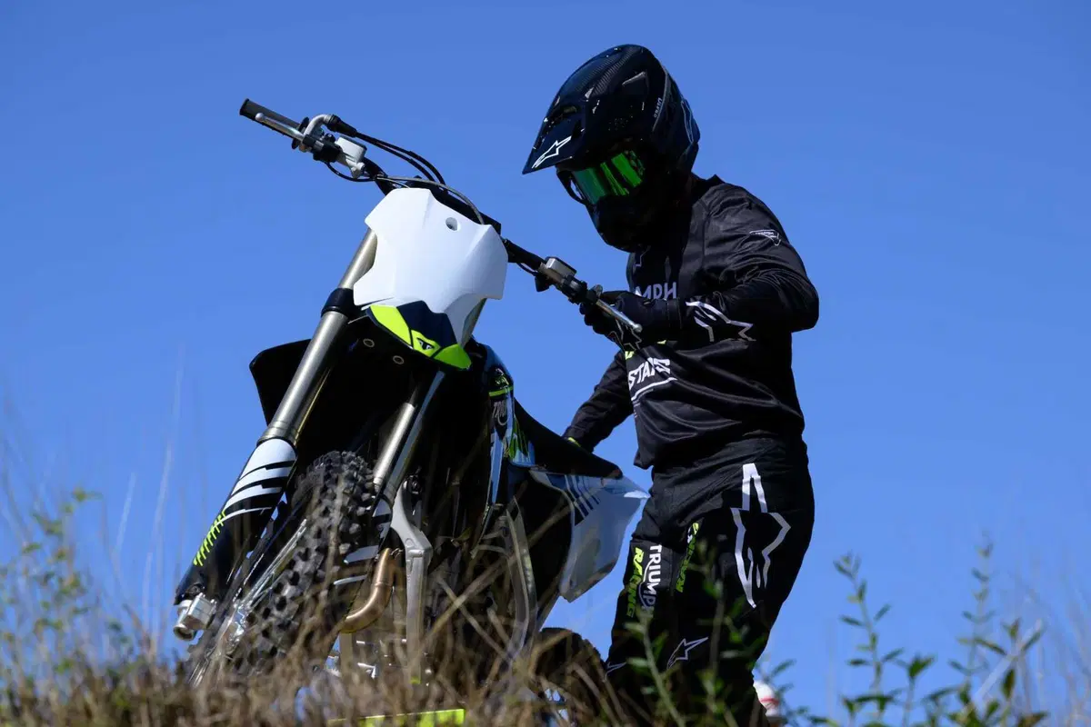 Triumph TF 250-X TEST: come va la nuova moto da cross inglese. Pro e contro [VIDEO E GALLERY] (19)