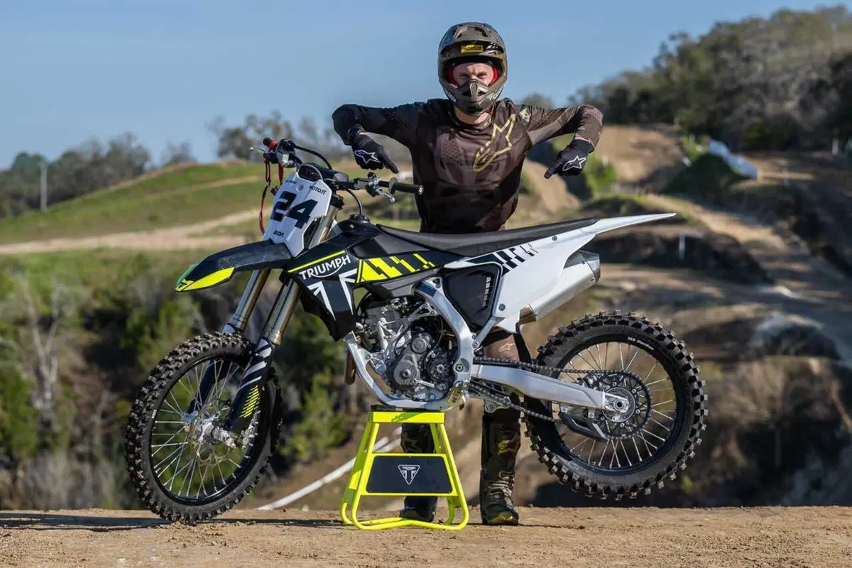 Triumph TF 250-X TEST: come va la nuova moto da cross inglese. Pro e contro [VIDEO E GALLERY] (19)