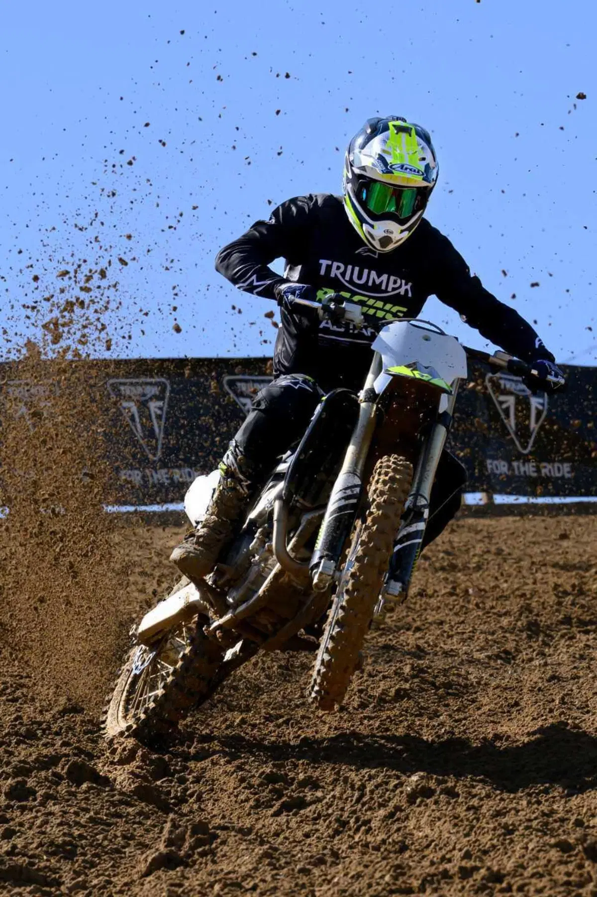 Triumph TF 250-X TEST: come va la nuova moto da cross inglese. Pro e contro [VIDEO E GALLERY] (27)