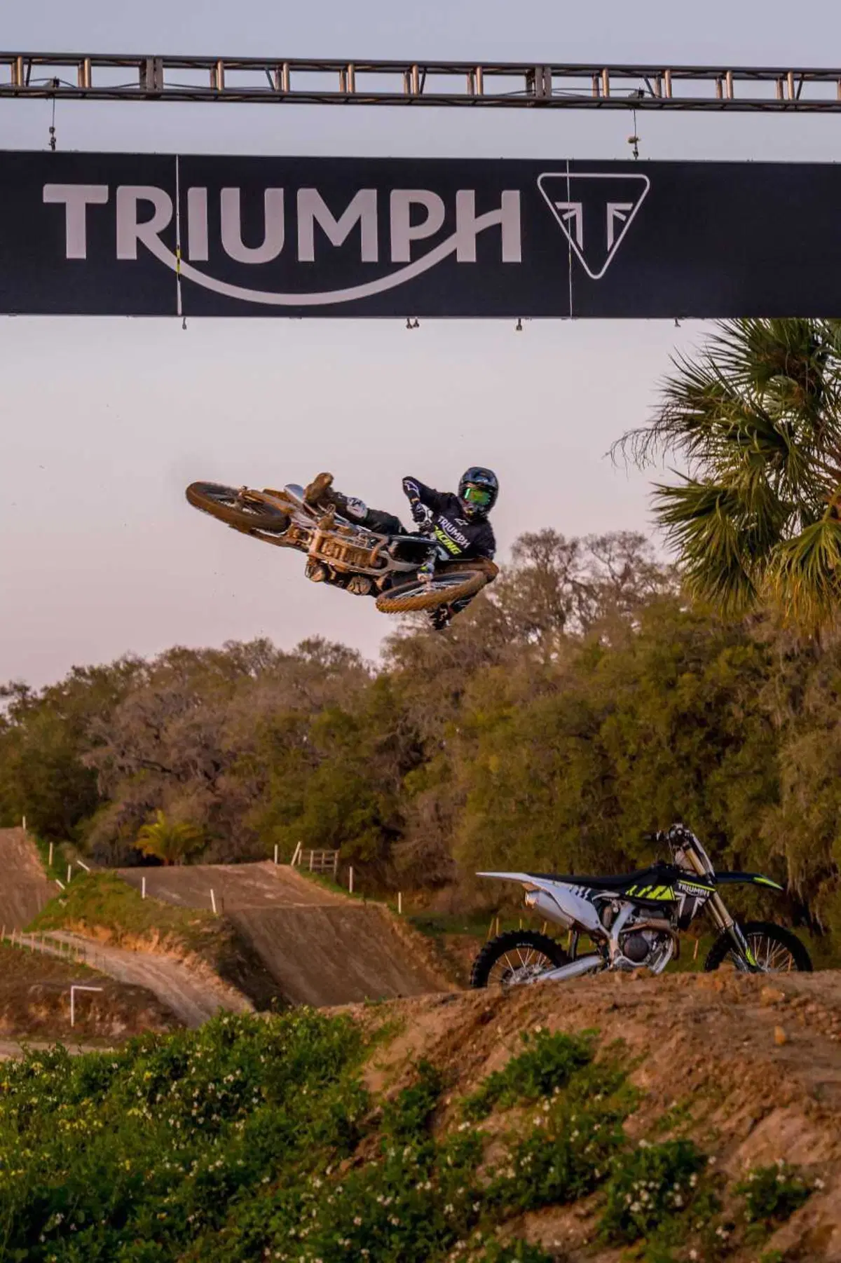 Triumph TF 250-X TEST: come va la nuova moto da cross inglese. Pro e contro [VIDEO E GALLERY] (43)