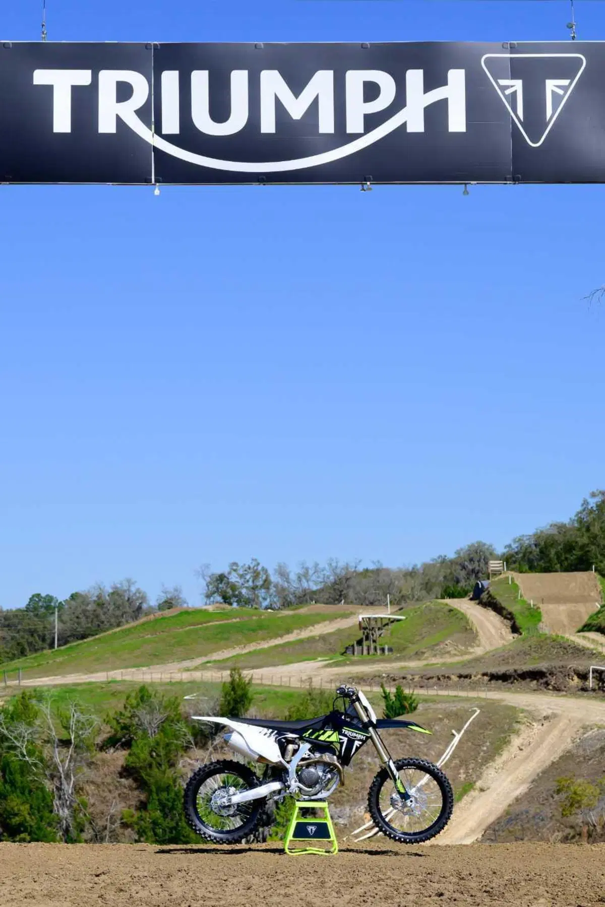 Triumph TF 250-X TEST: come va la nuova moto da cross inglese. Pro e contro [VIDEO E GALLERY] (47)