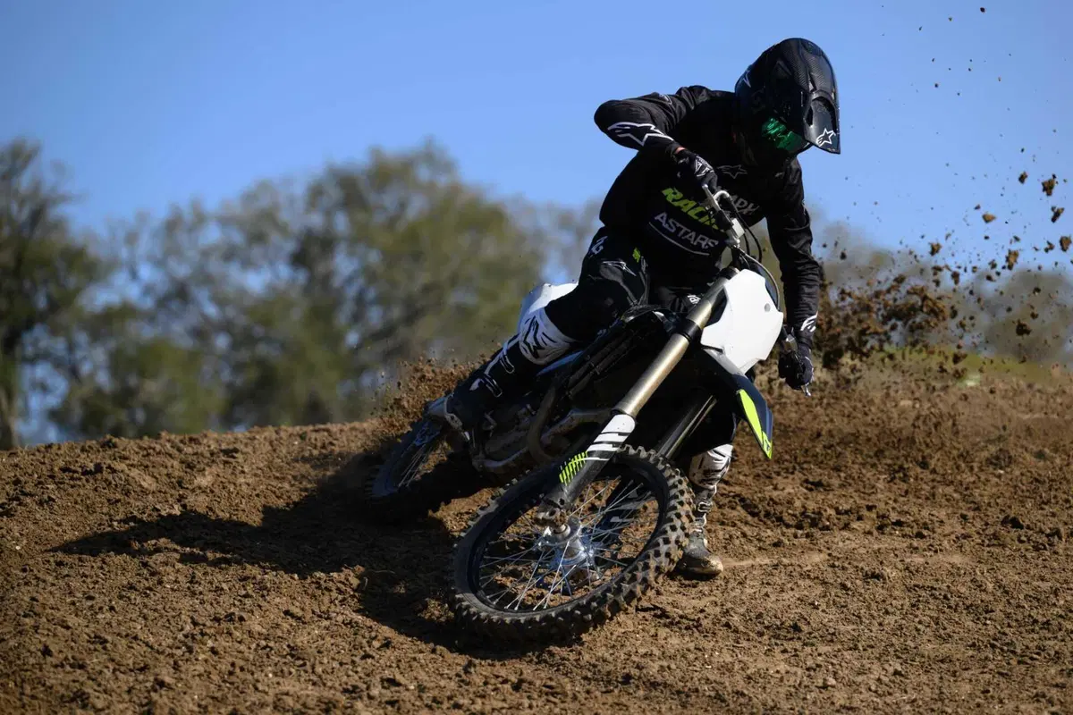 Triumph TF 250-X TEST: come va la nuova moto da cross inglese. Pro e contro [VIDEO E GALLERY] (55)