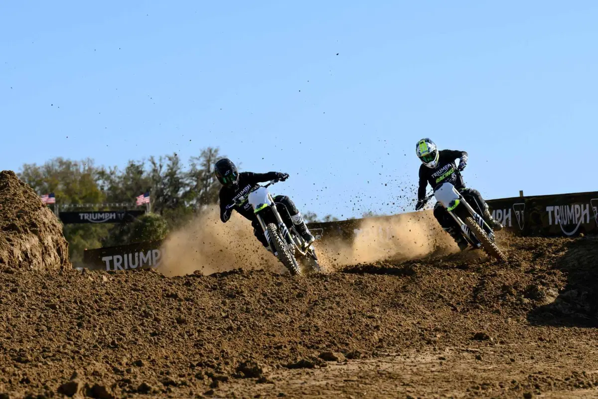 Triumph TF 250-X TEST: come va la nuova moto da cross inglese. Pro e contro [VIDEO E GALLERY] (61)