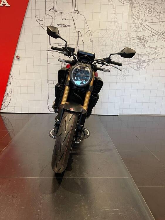 Honda CB 650 R (2024) (4)