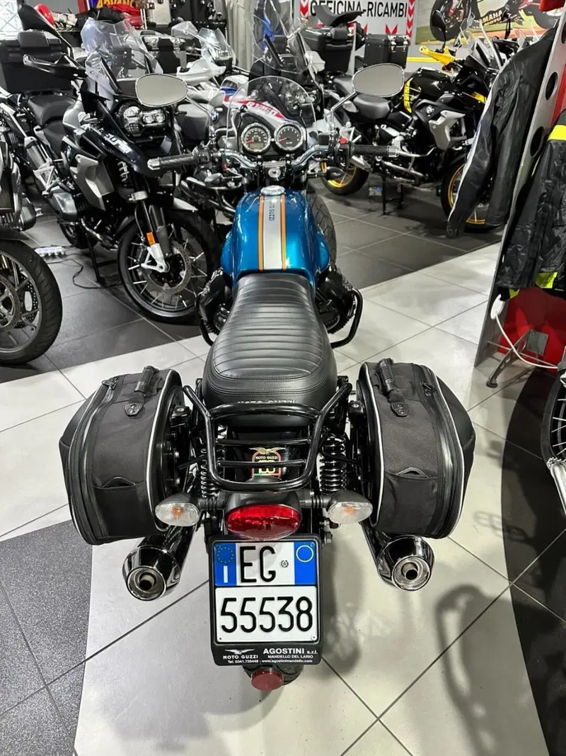 Moto Guzzi V7 III Special (2017 - 20) (3)
