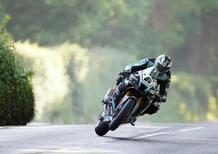 Michael Dunlop prende la patente per le moto!