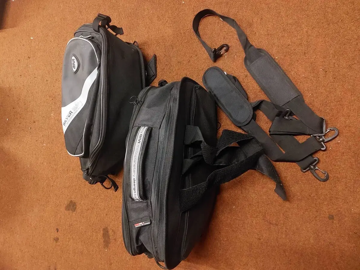 BORSE MORBIDE GIVI UNIVERSALI (3)
