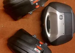 VALIGIE SUZUKI V STROM LATERALI E BAULETTO