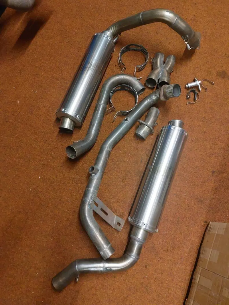 SCARICO ALTO COMPLETO MONSTER S2R 1000 Ducati (5)
