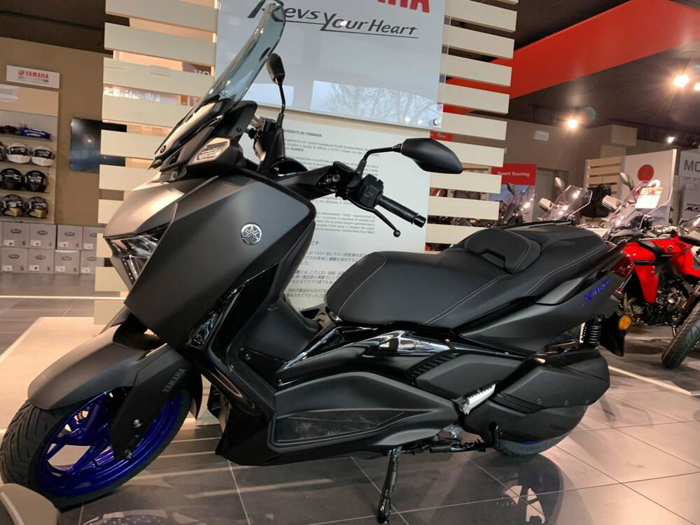 Yamaha X-Max 300 (2021 - 24) (2)