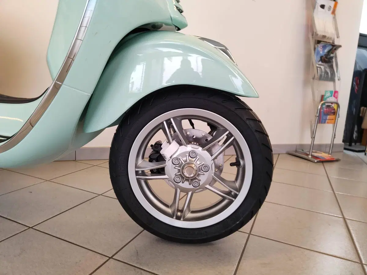Vespa Primavera 125 (2024 - 25) (6)