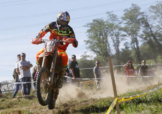 Mondiale Enduro, Paesi Baschi. Ritorno di Bellino, “colpaccio” di Phillips, e Re Redondi 